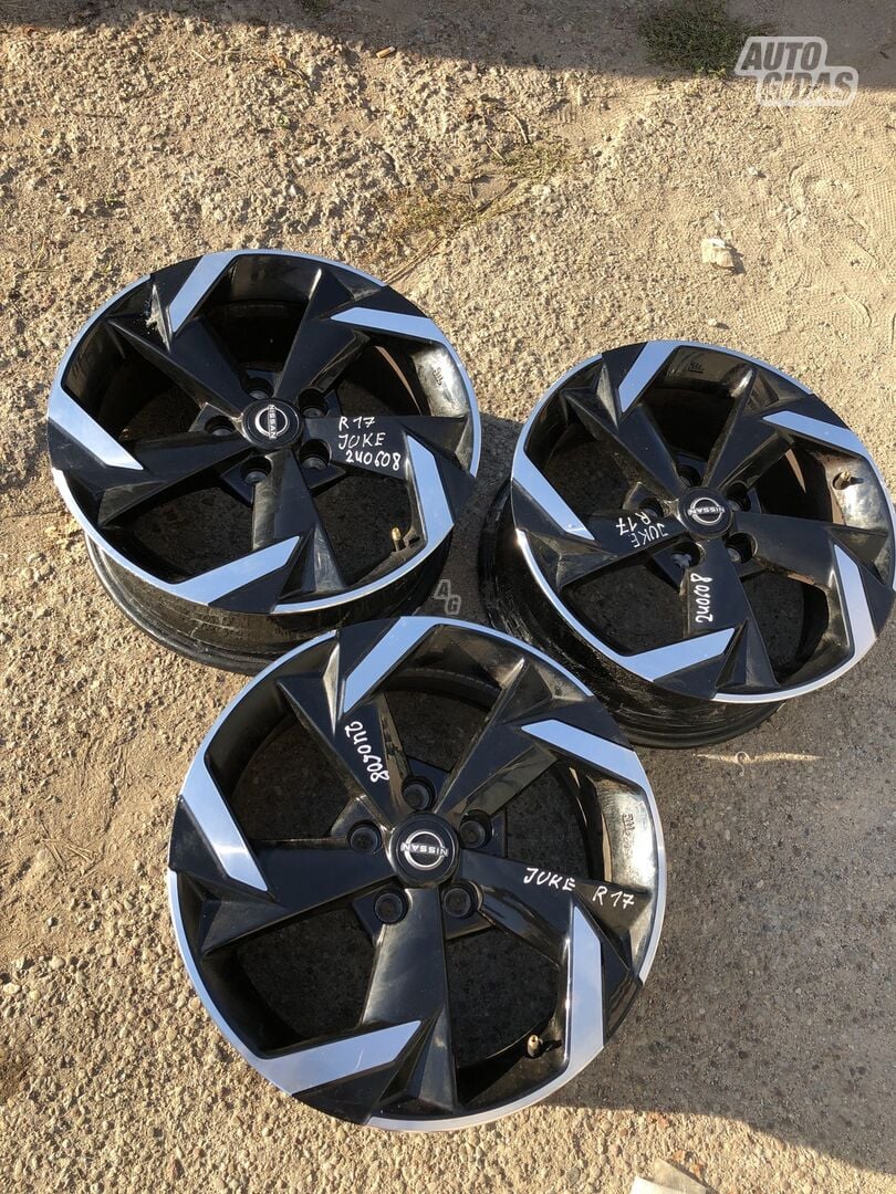 Light alloy R17 rims