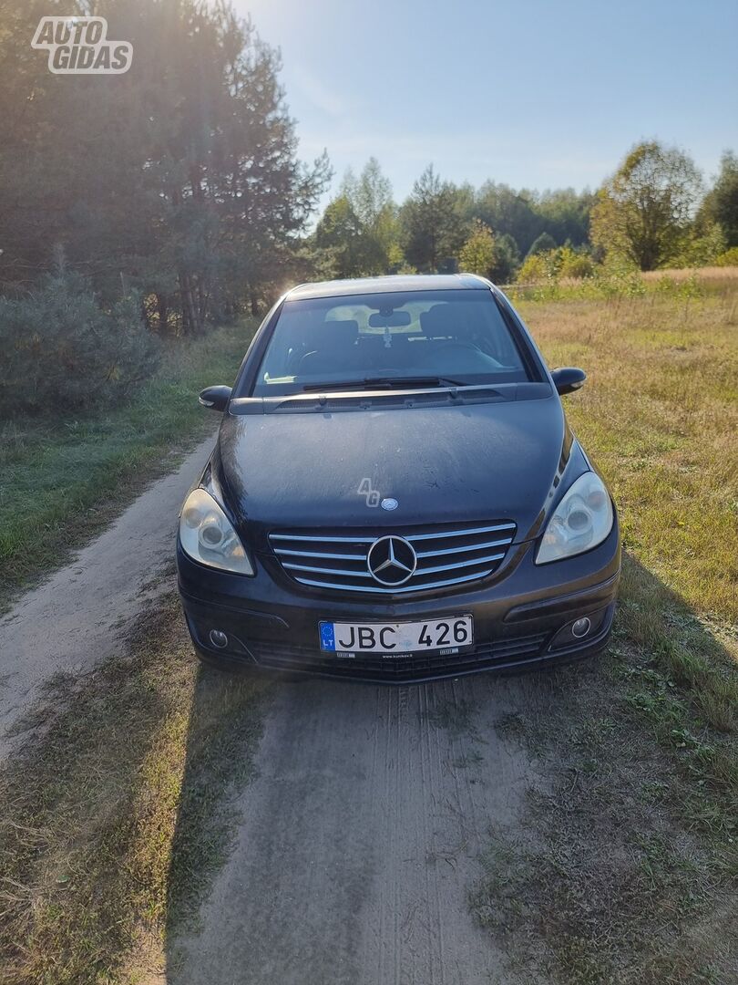 Mercedes-Benz B 200 W245 2006 y