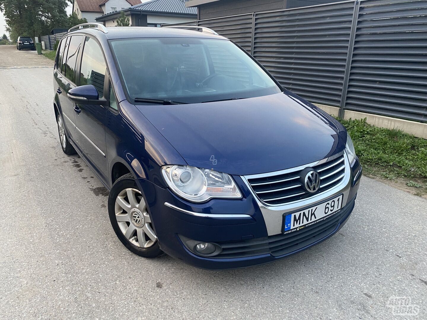 Volkswagen Touran 2009 y Van