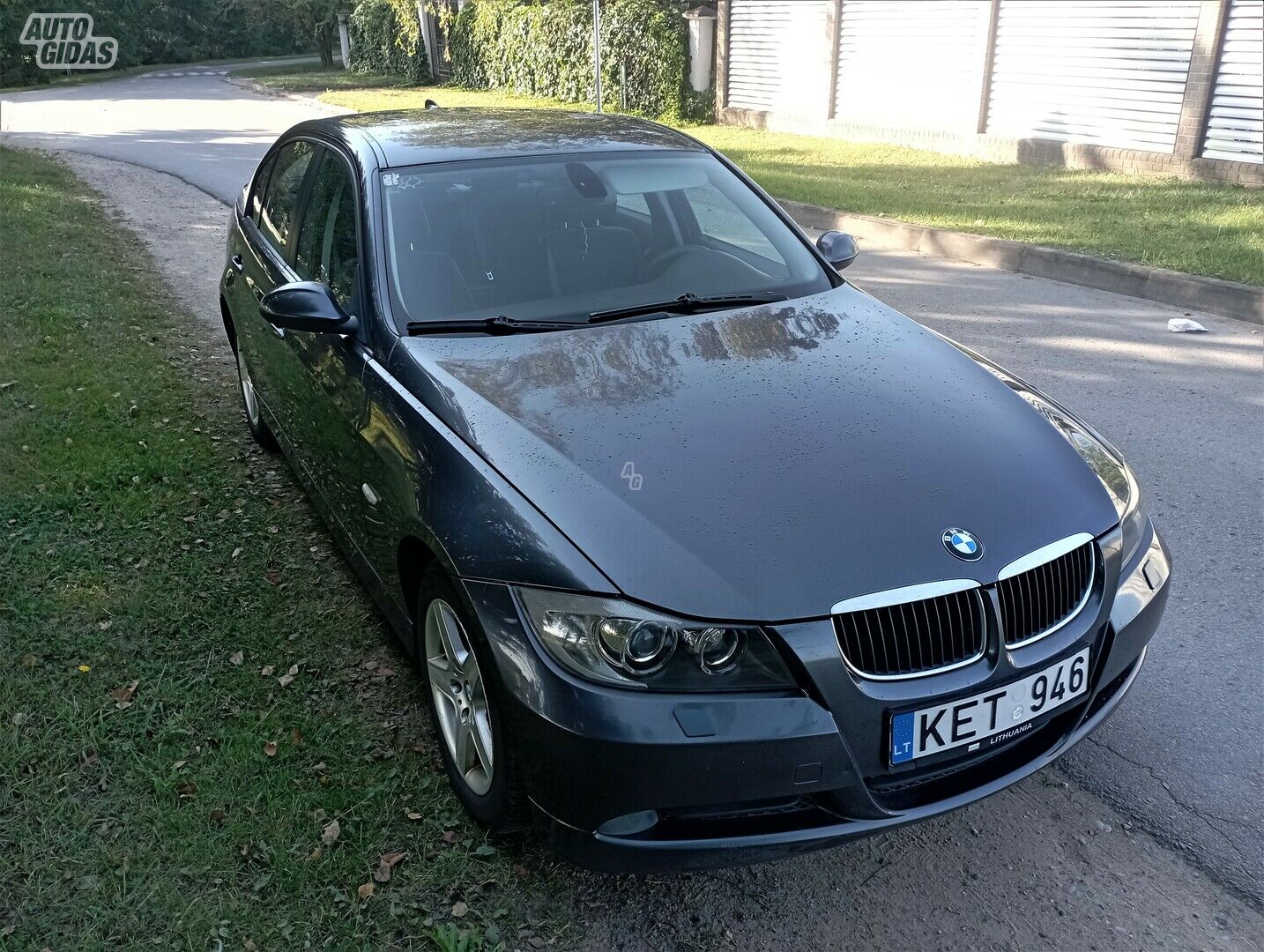 Bmw 320 E90 2006 г