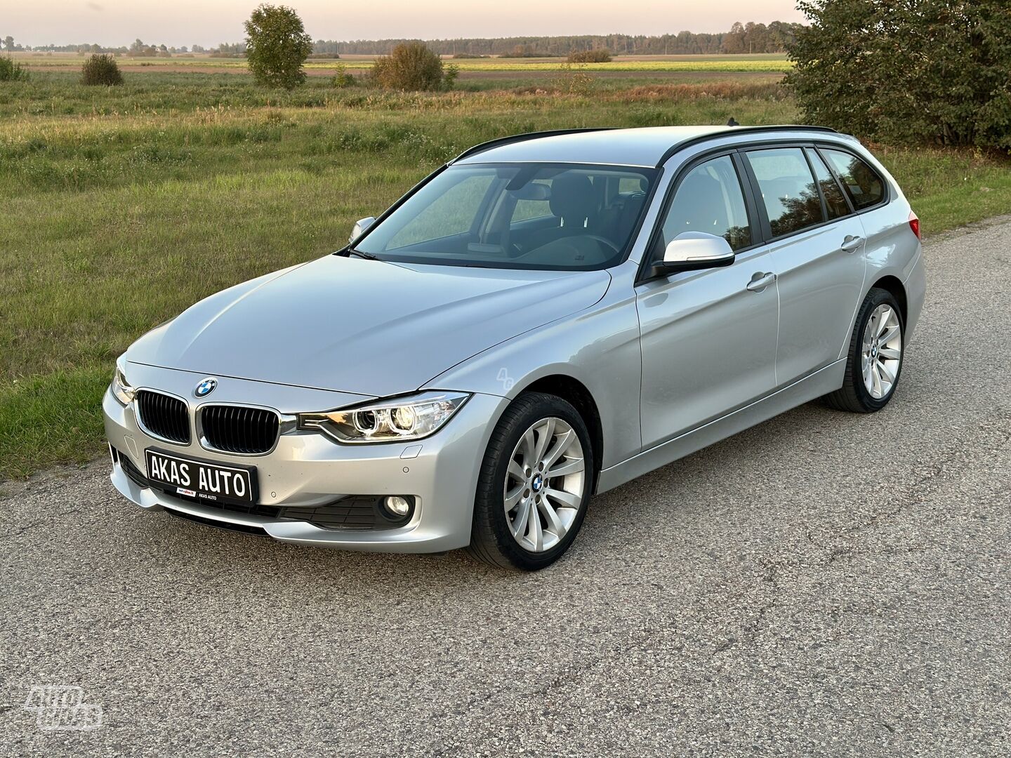 Bmw 320 F31 2014 m