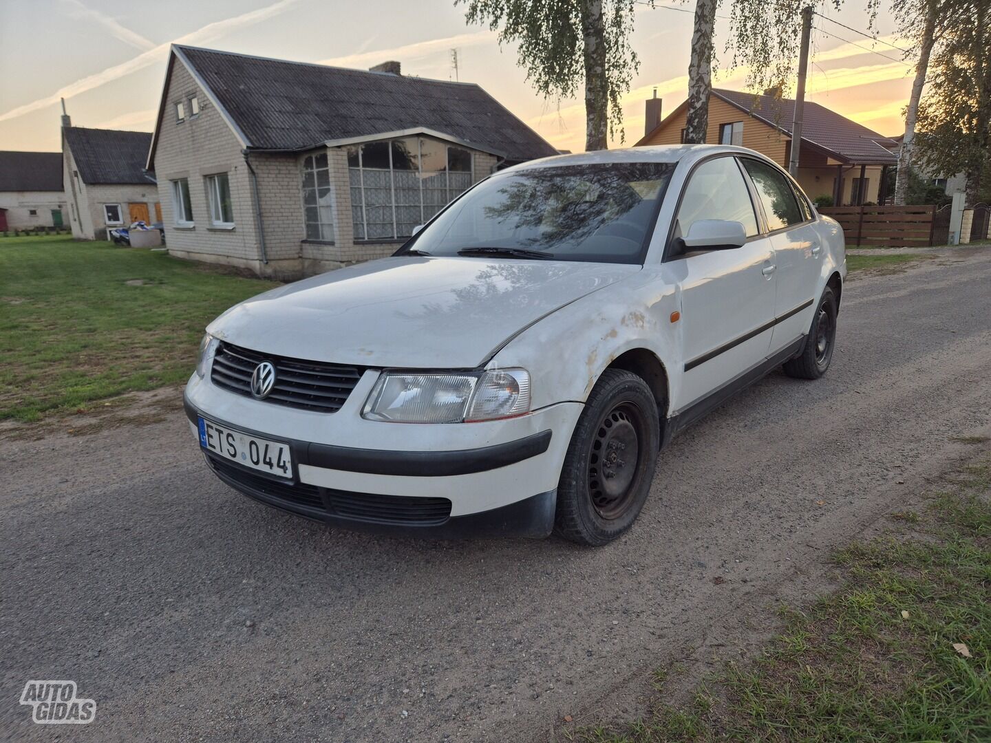 Volkswagen Passat 1998 г Седан