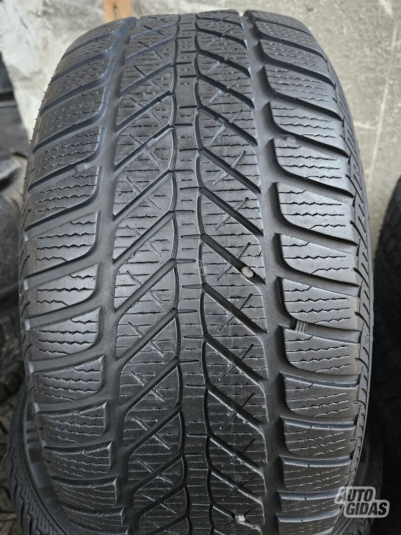 R16 universal tyres passanger car