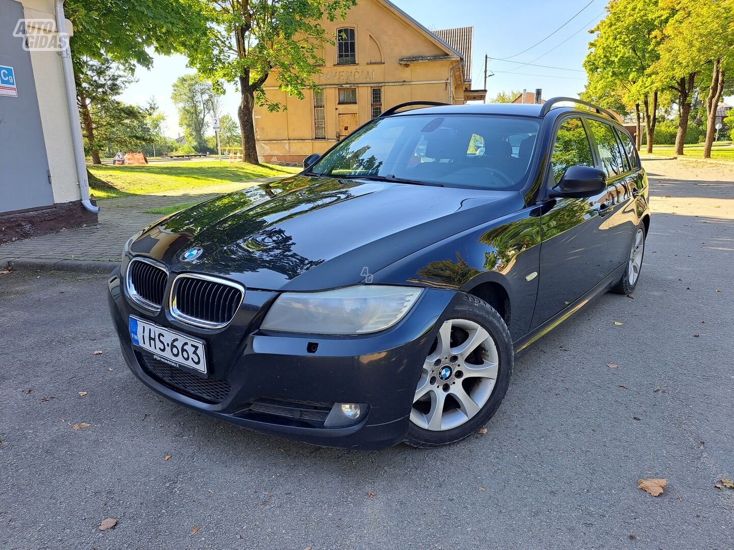 Bmw 318 E91 2009 y