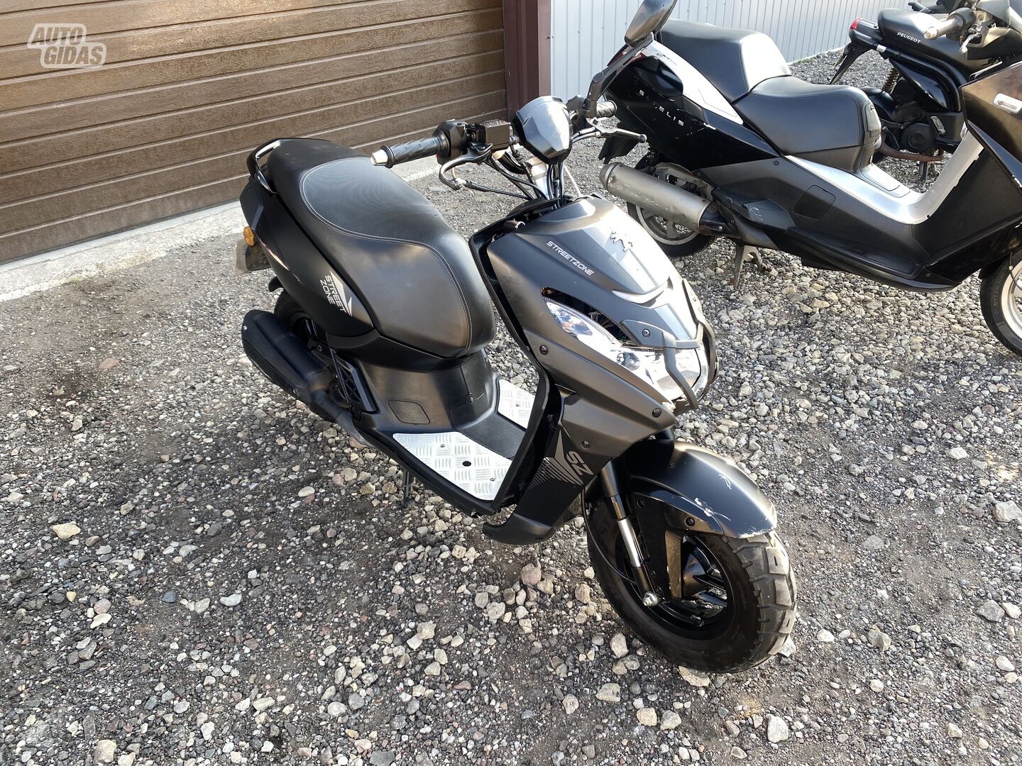 Peugeot Kisbee 2023 y Scooter / moped