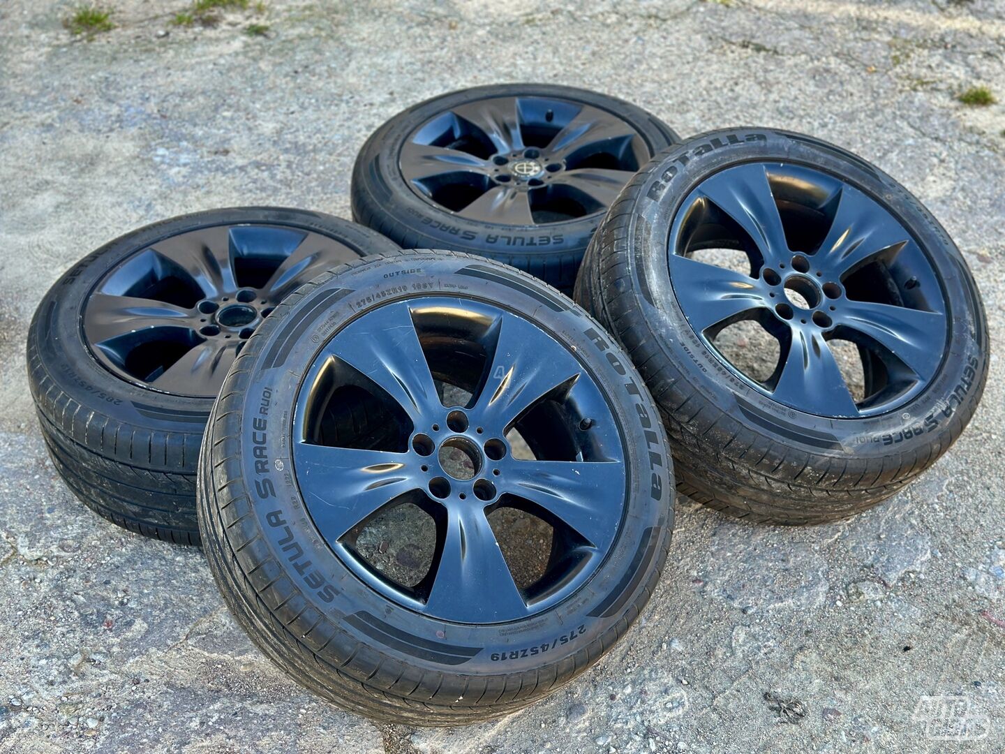 BMW X5 light alloy R19 rims