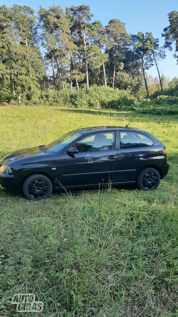 Seat Ibiza 8500 2004 y