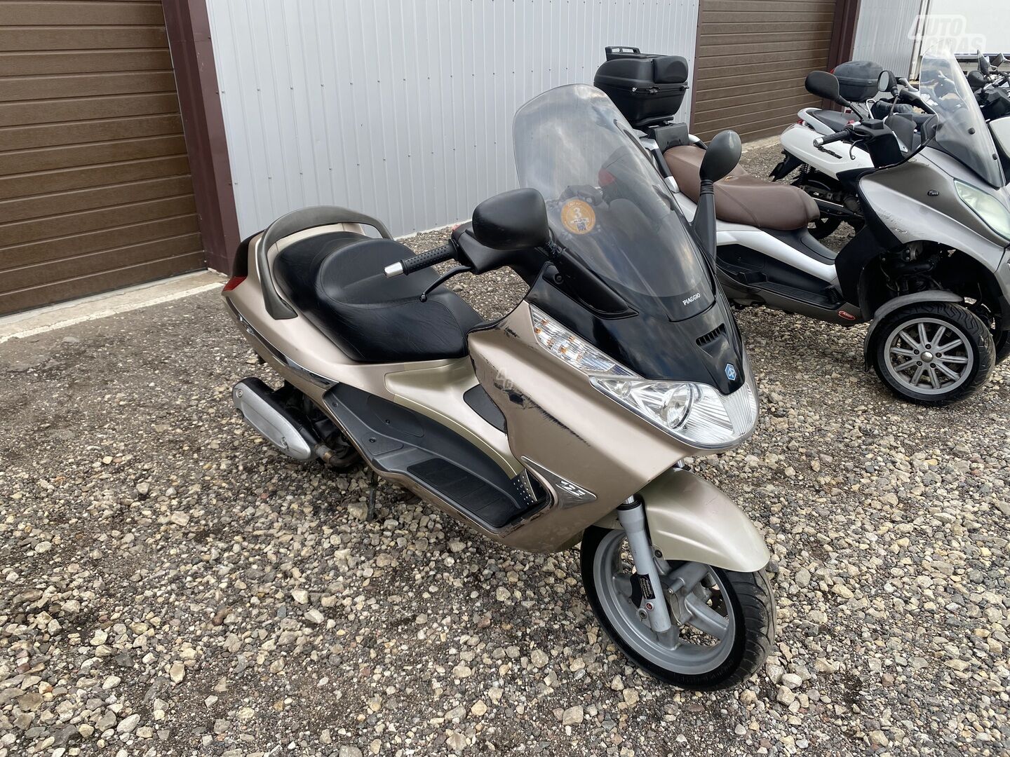 Piaggio X8 2005 y Scooter / moped