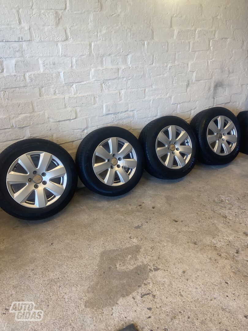 Audi light alloy R16 rims