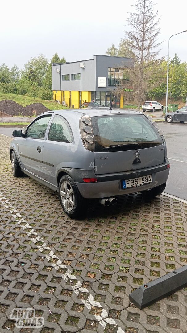 Opel Corsa C TDI 2003 y