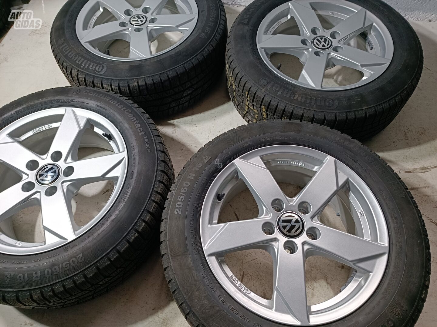 Volkswagen R16 Golf, Touran Golf Plus light alloy R16 rims