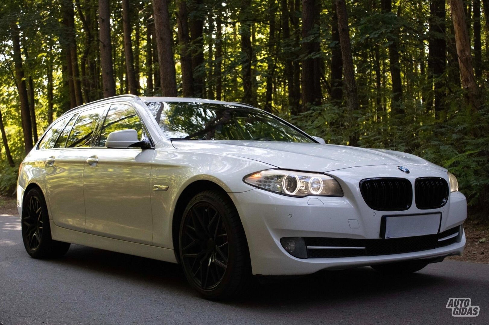 Bmw 520 2012 m Universalas