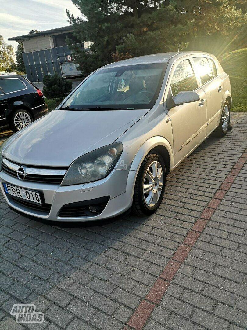 Opel Astra 2006 г Хэтчбек