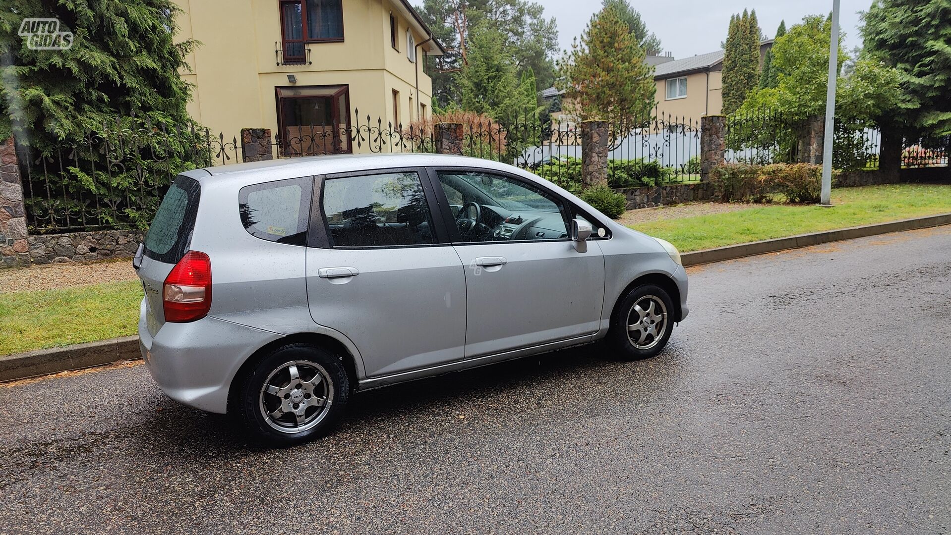 Honda Jazz 2006 y Sedan