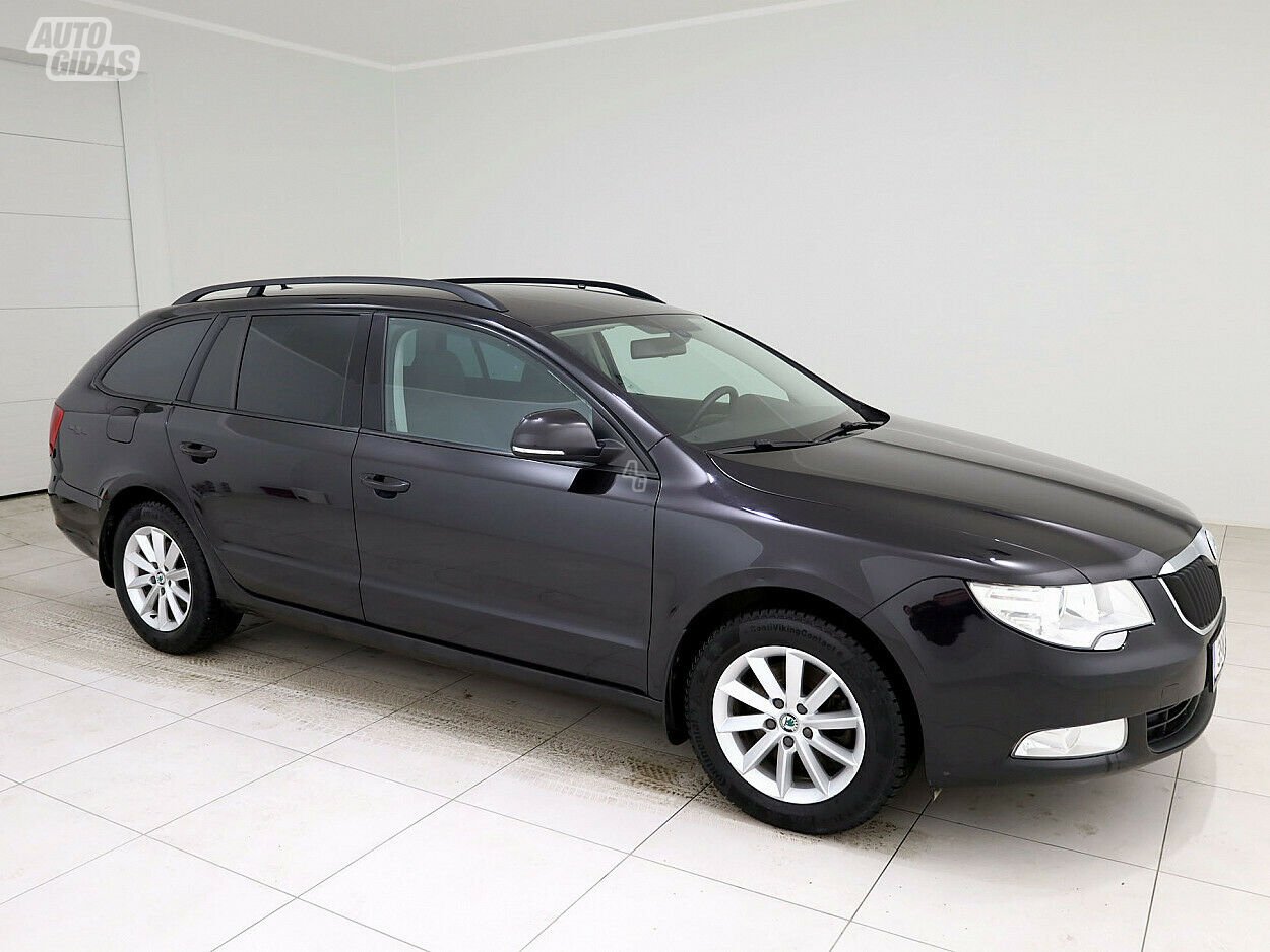 Skoda Superb 2011 г Универсал