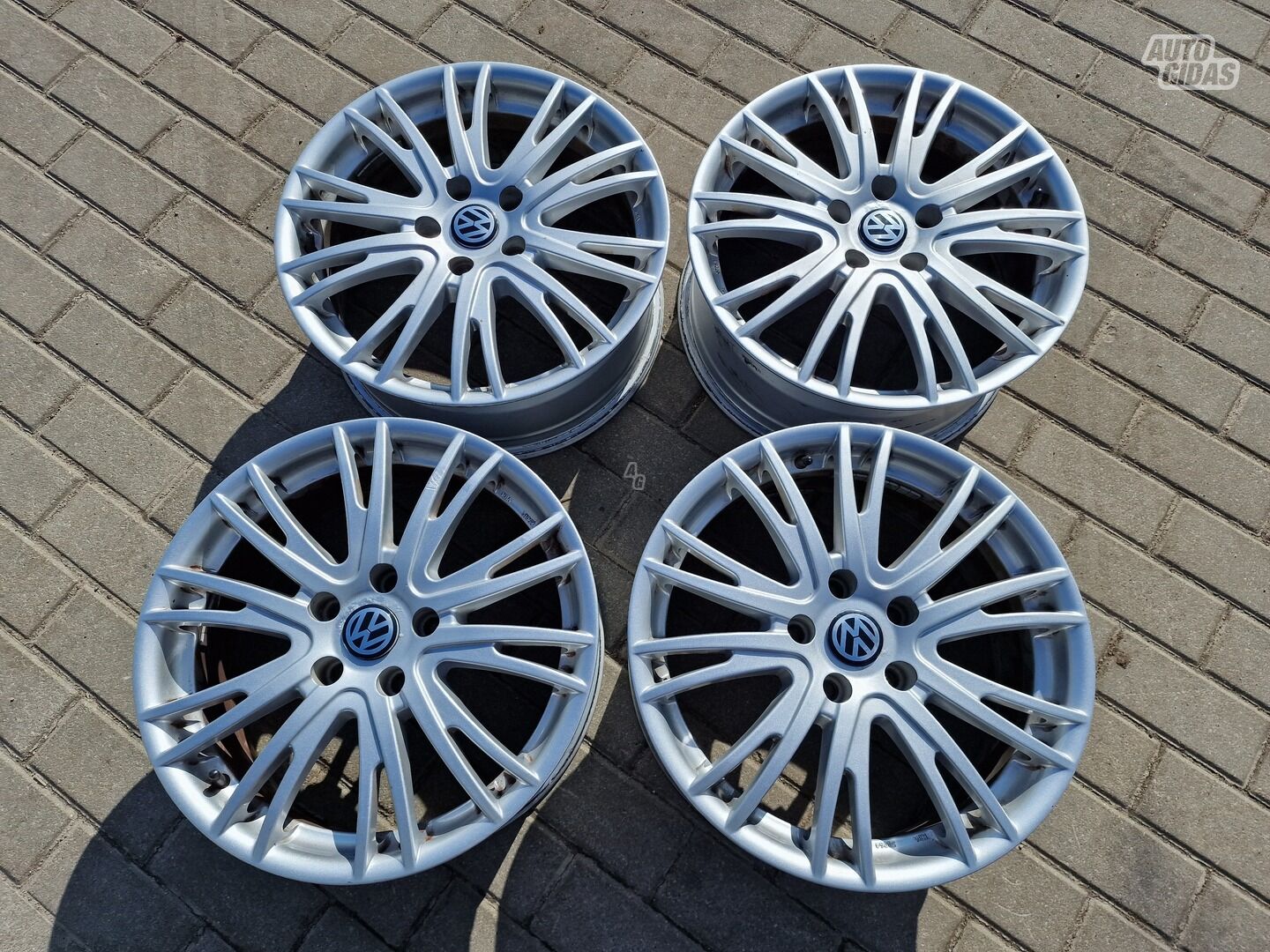 Volkswagen Passat B8,T-Roc,Golf Passat light alloy R17 rims