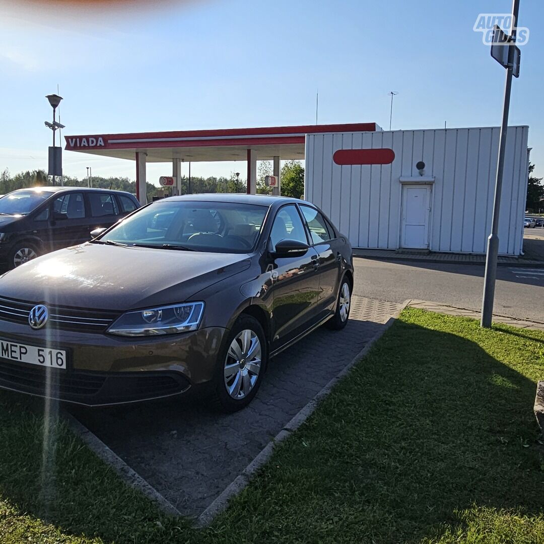 Volkswagen Jetta VI 2011 m