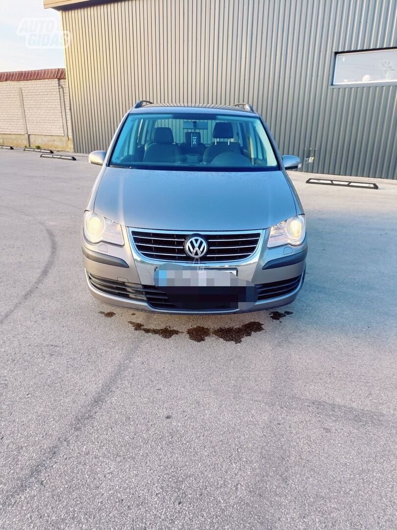 Volkswagen Touran 2008 m Vienatūris