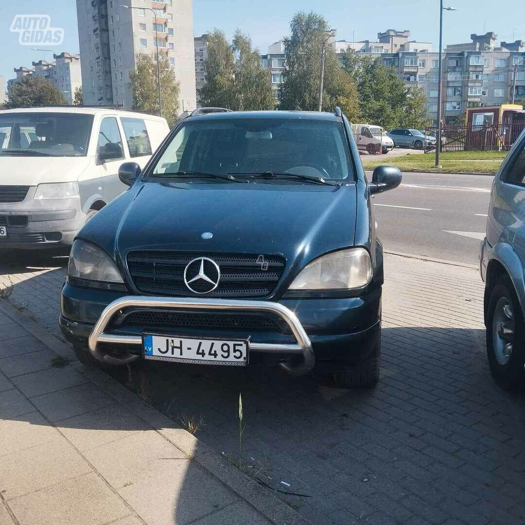 Mercedes-Benz ML 270 4x4 2002 г