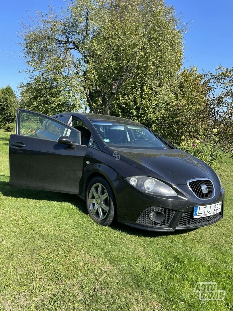 Seat Leon 2006 m Hečbekas