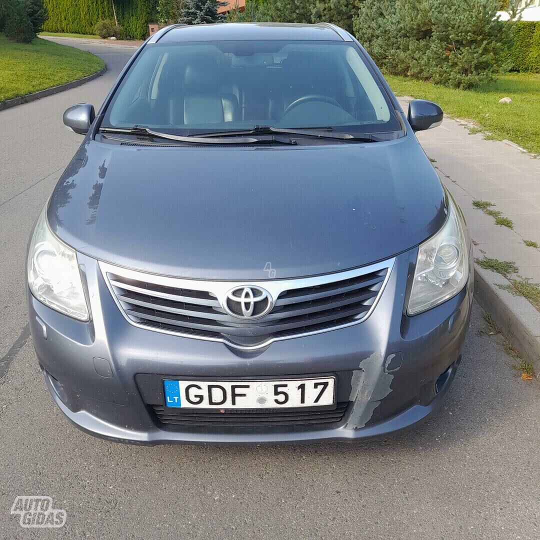 Toyota Avensis III Premium 2009 m