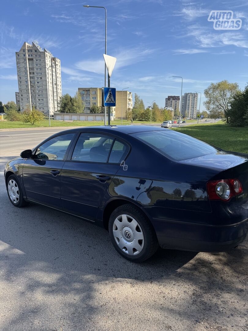 Volkswagen Passat 2006 y Sedan