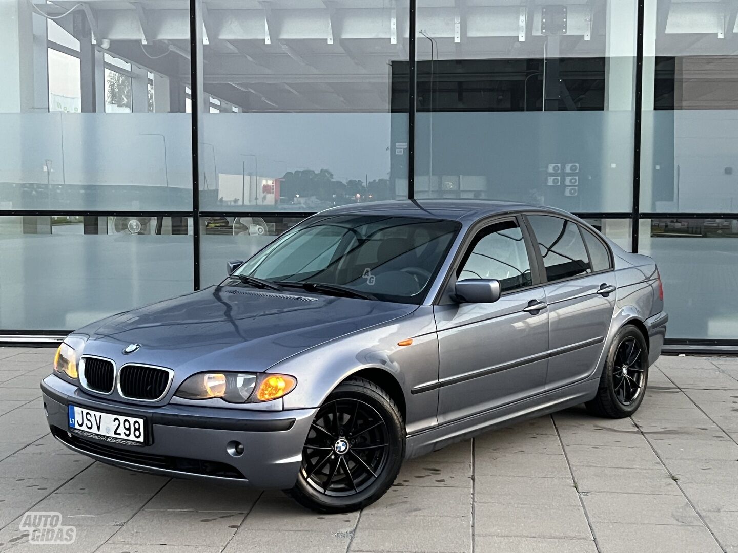 Bmw 320 E46 2003 y