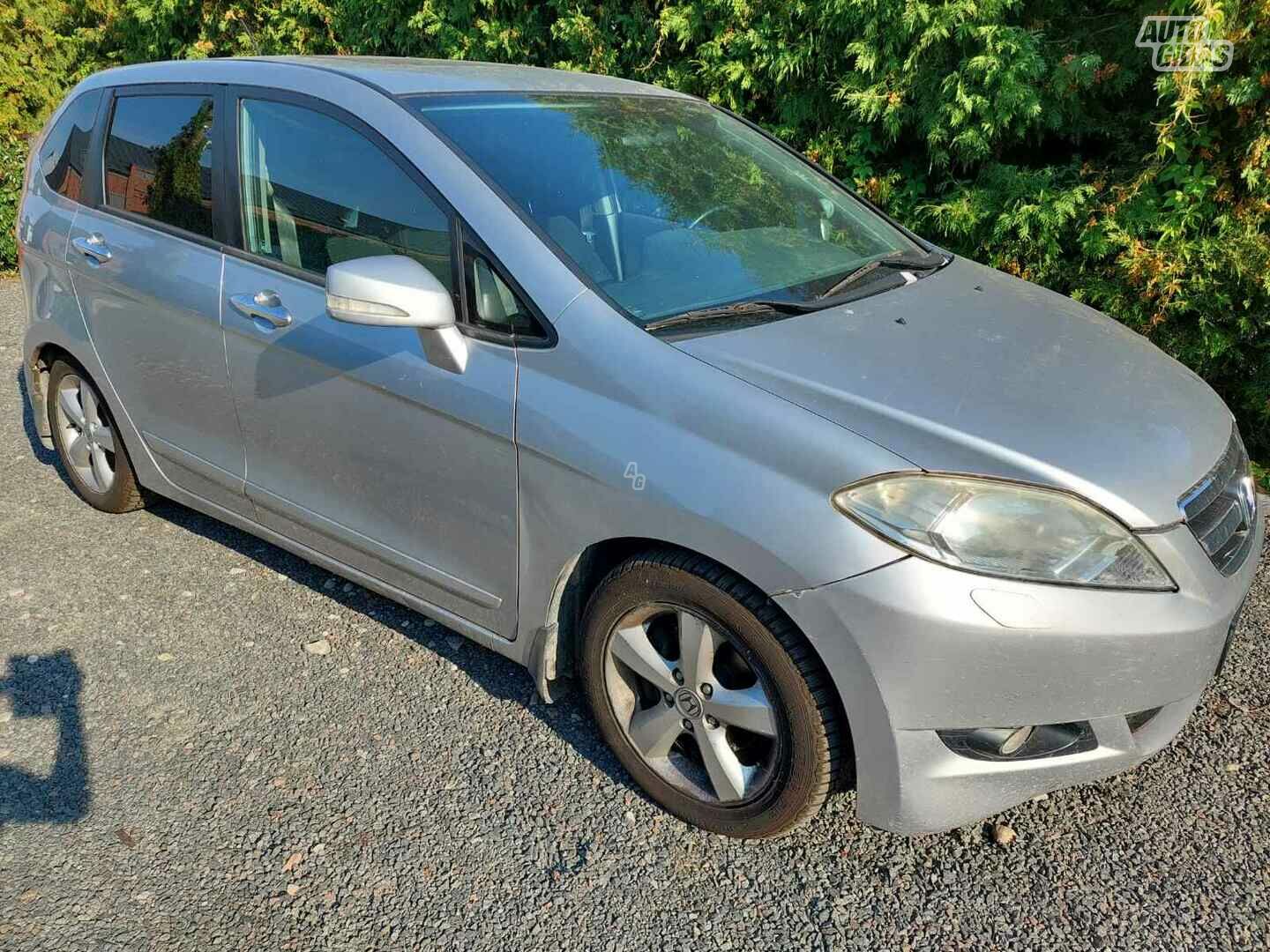 Honda Fr-V 2006 m dalys