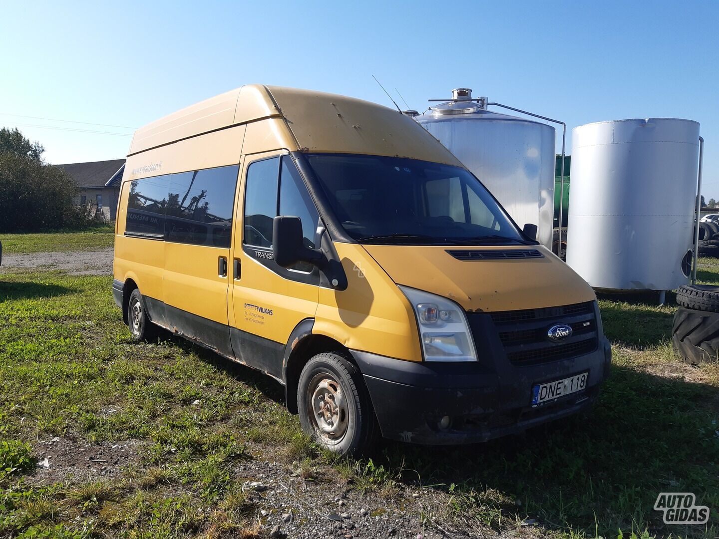 Ford Transit 2008 y Minibus