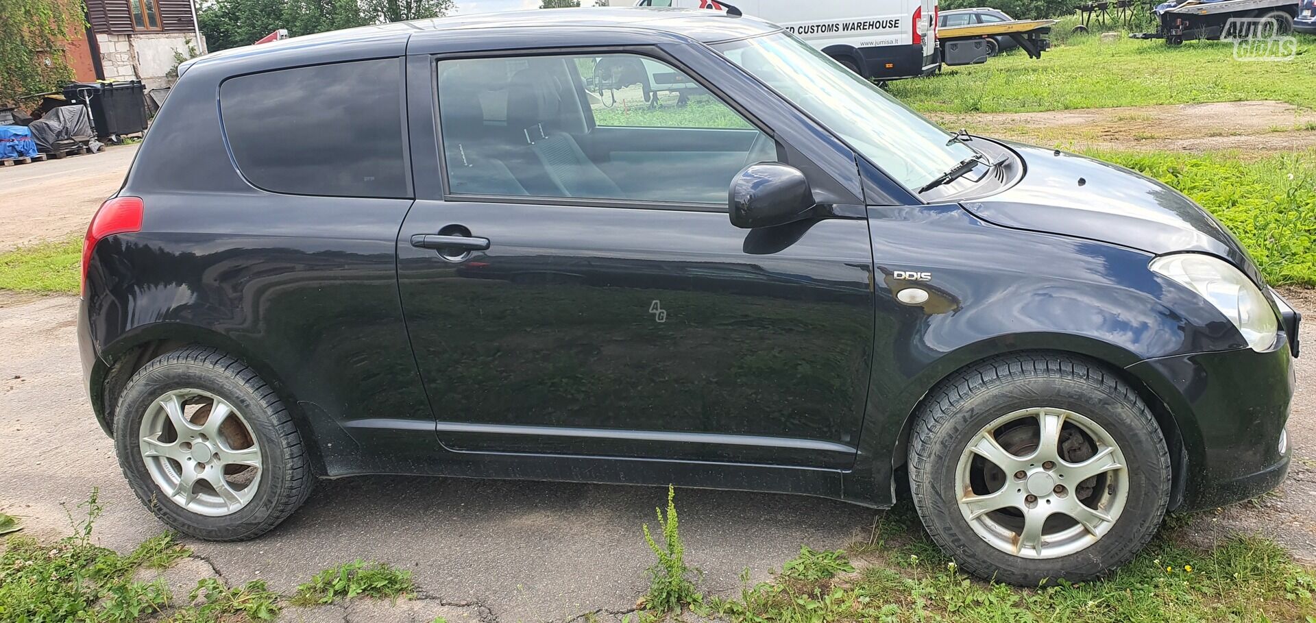 Suzuki Swift 2009 y parts