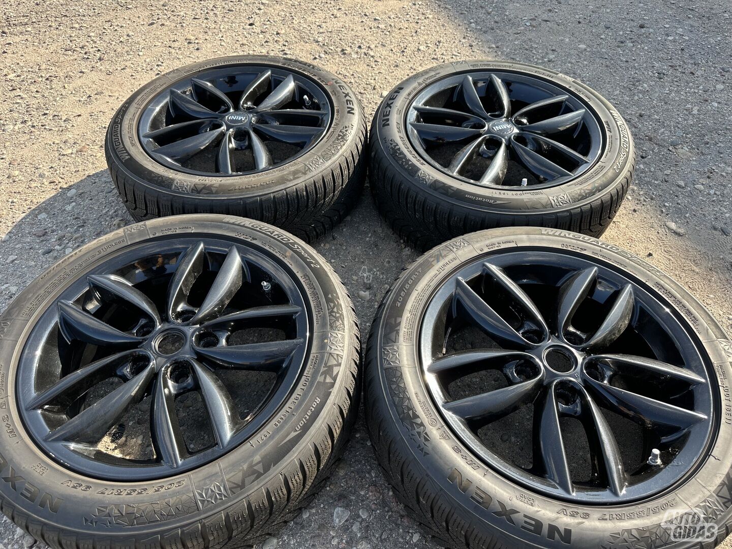 MINI Siunciam, 7J ET50 light alloy R17 rims