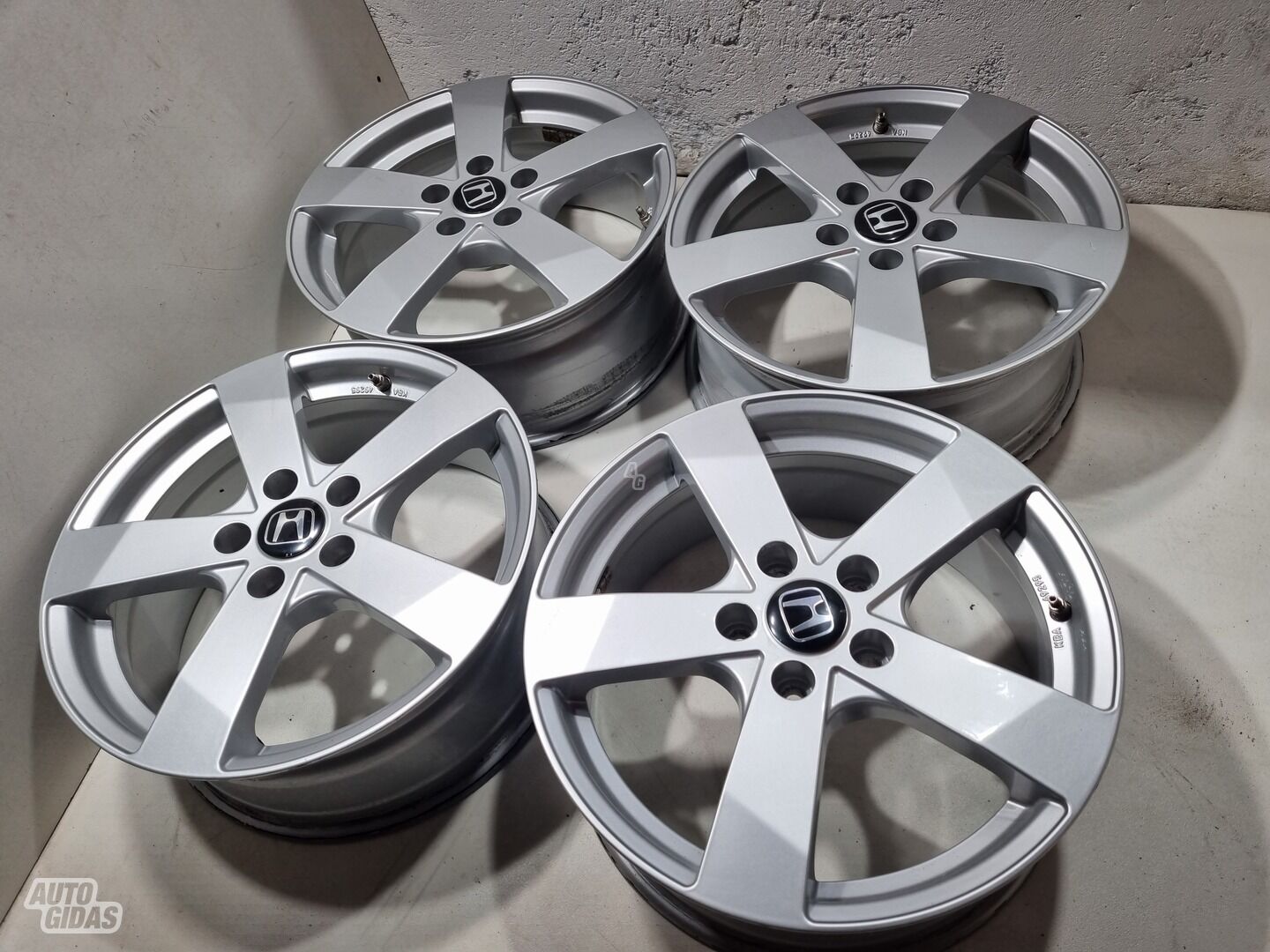 Honda R17 CR-V light alloy R17 rims