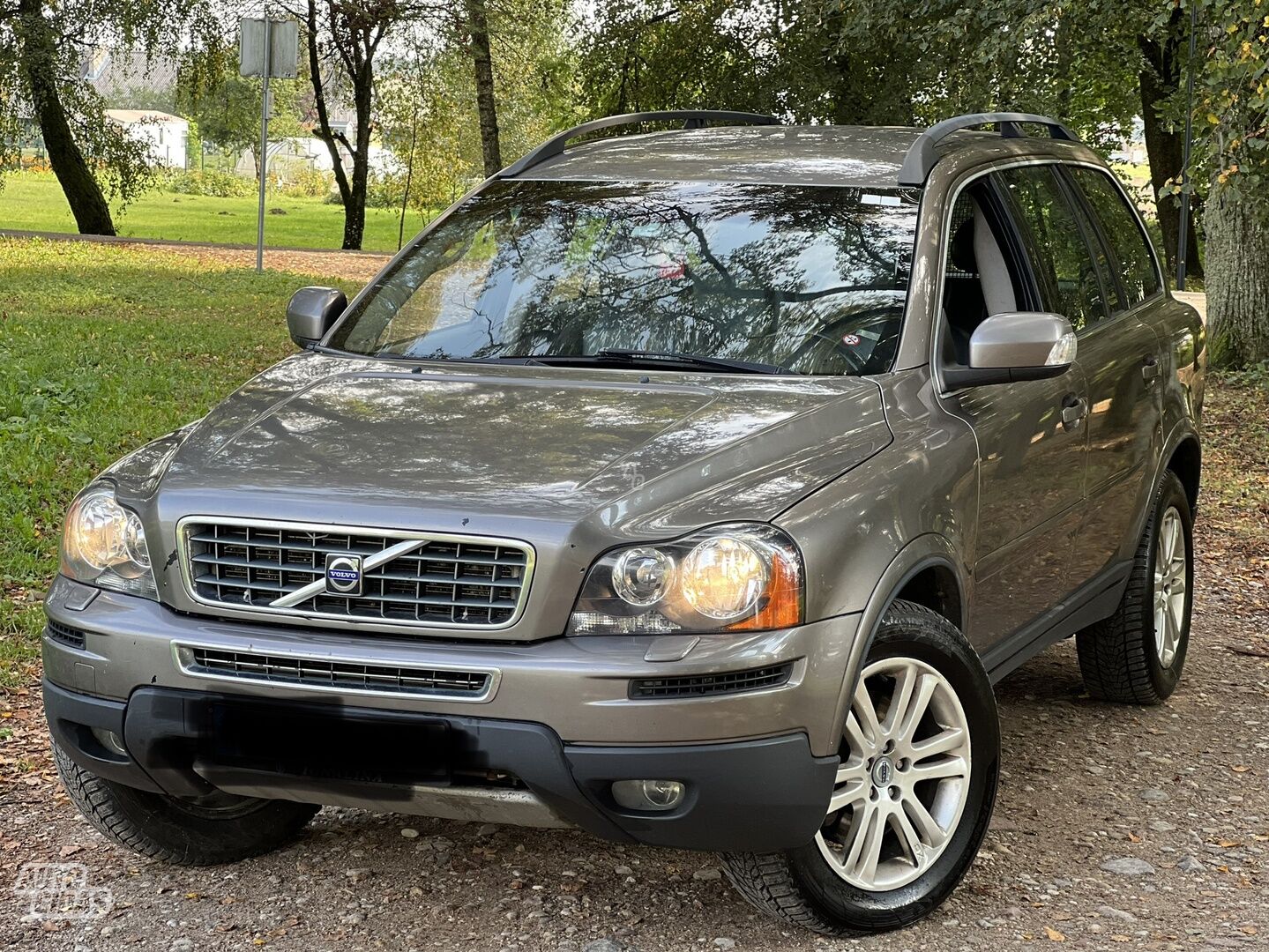 Volvo XC90 2009 y Off-road / Crossover