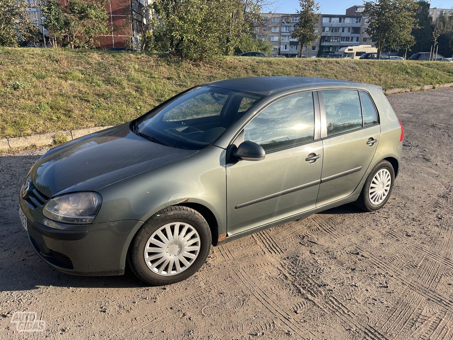 Volkswagen Golf V 2004 г