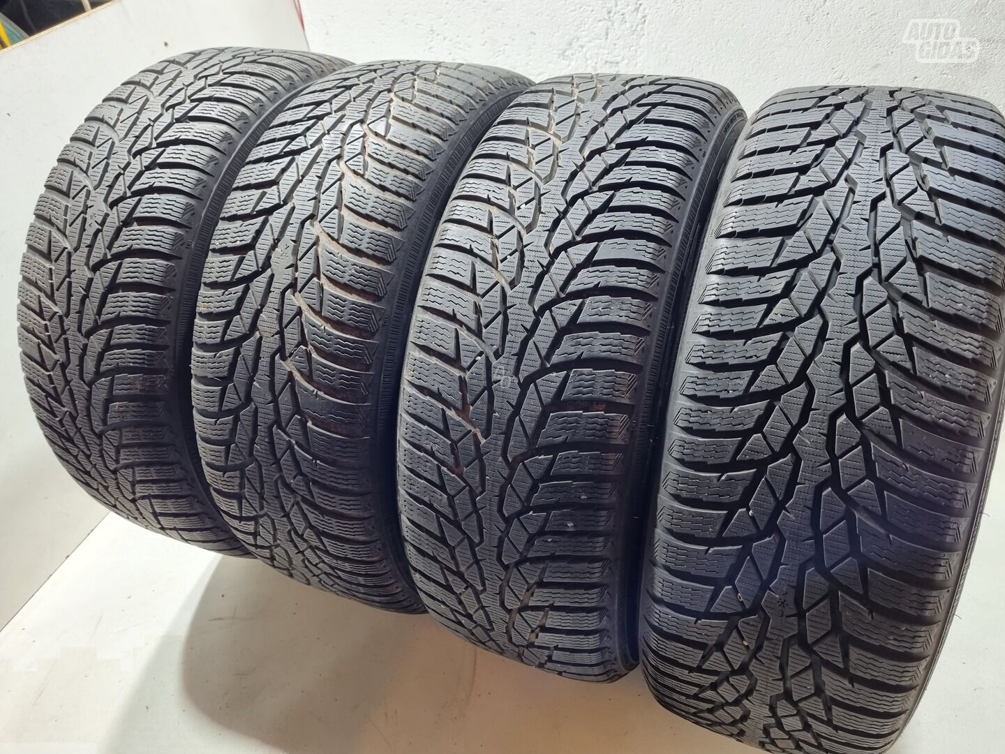 Nokian 6-7mm R16 žieminės padangos lengviesiems