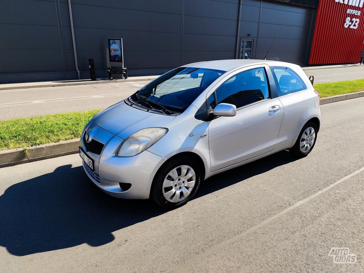 Toyota Yaris II 2006 y