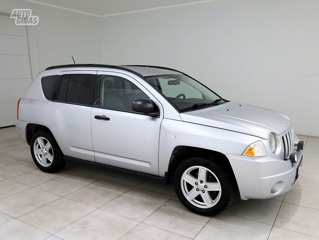 Jeep Compass 2007 y Off-road / Crossover