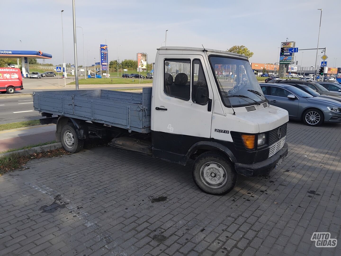 Mercedes-Benz 207 1978 m Krovininis mikroautobusas