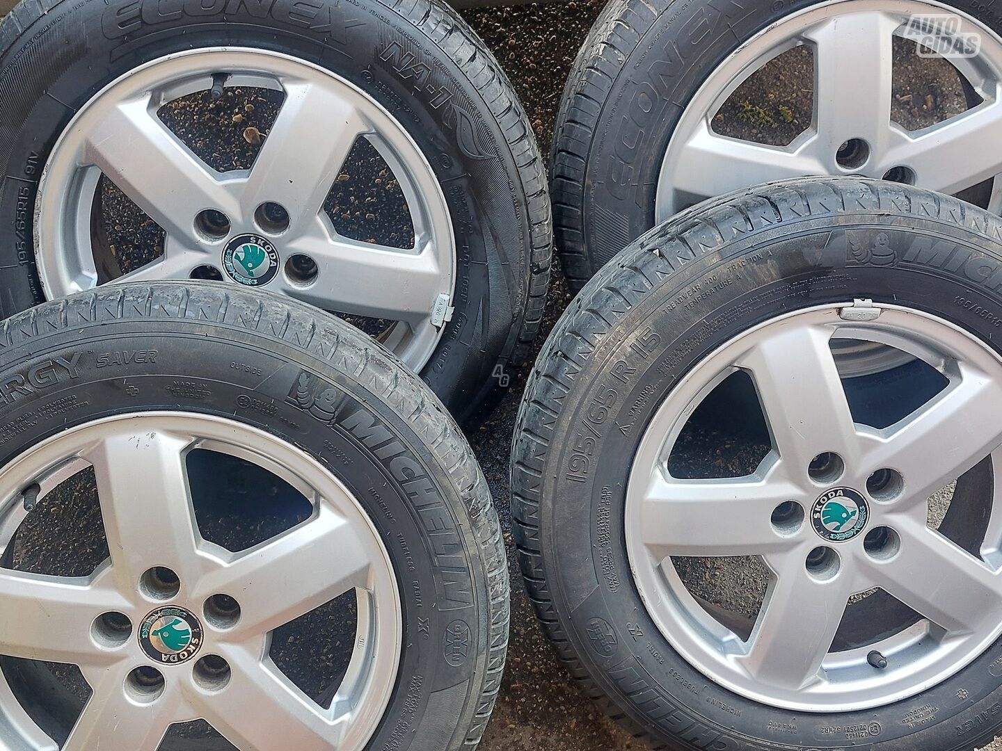 Light alloy R15 rims