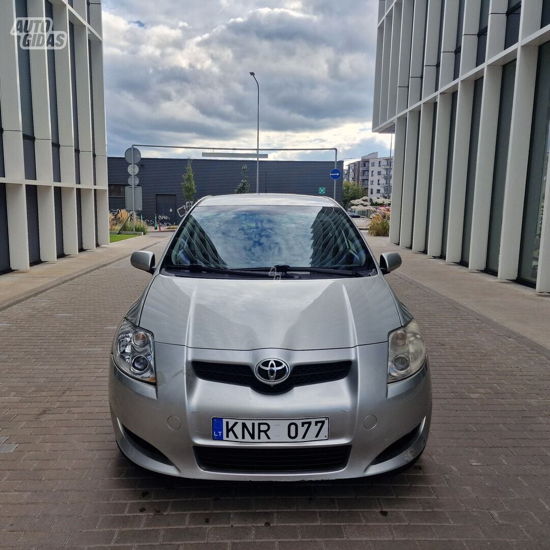 Toyota Auris 2007 y Hatchback