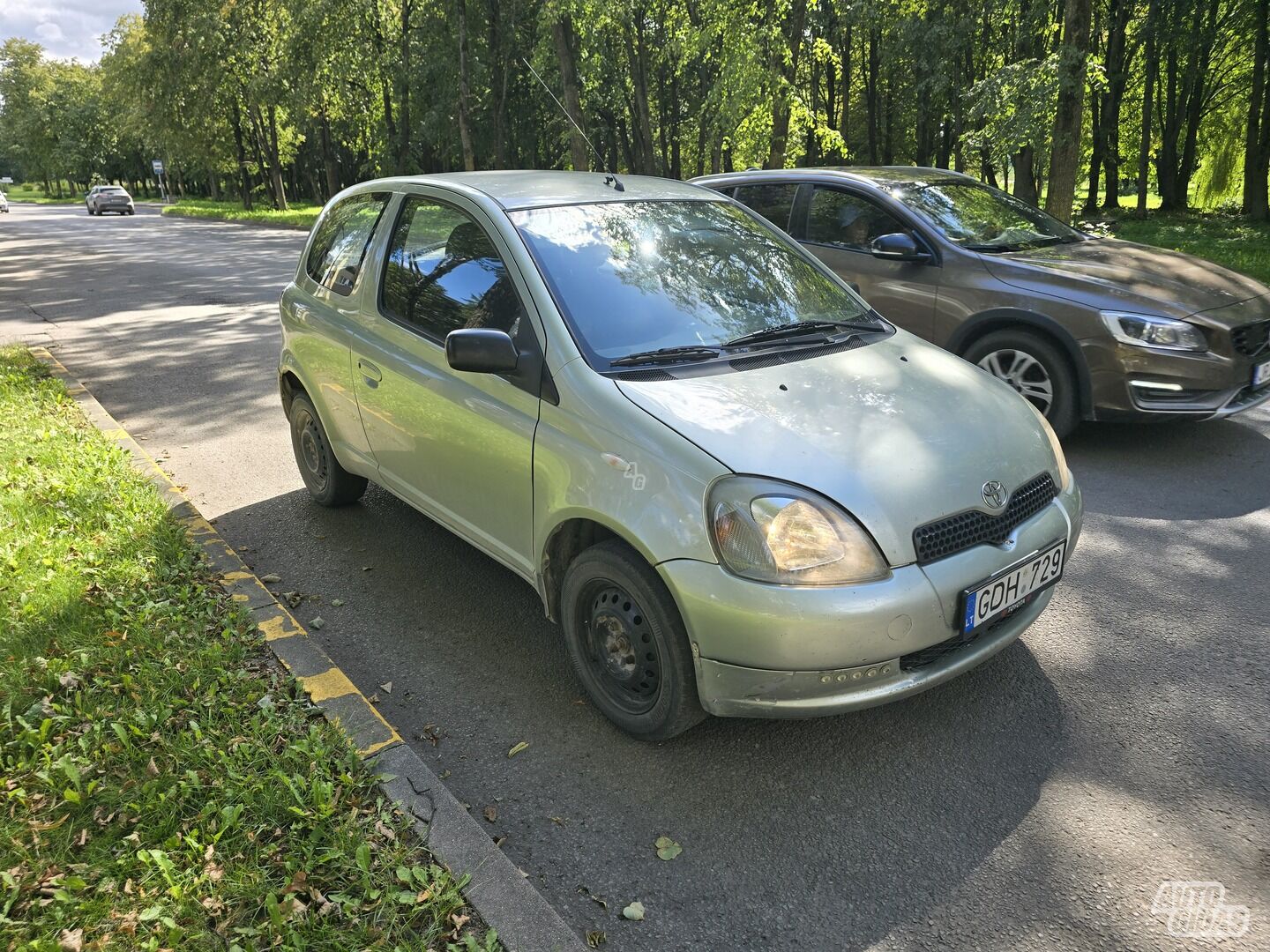 Toyota Yaris 2003 г Хэтчбек