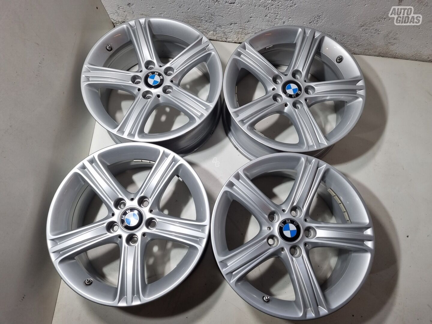 BMW R17 originalūs 328 light alloy R17 rims