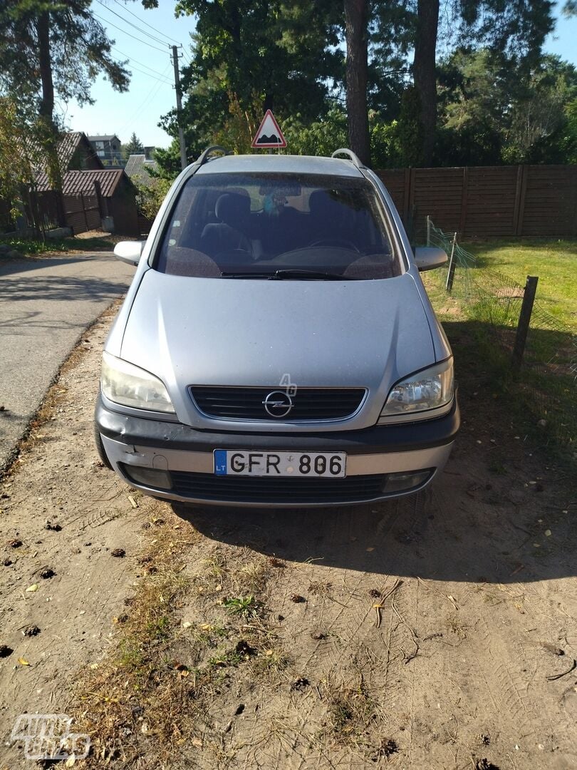 Opel Zafira 2001 m Vienatūris