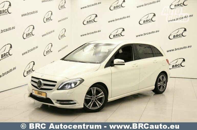 Mercedes-Benz B 180 2012 г Хэтчбек