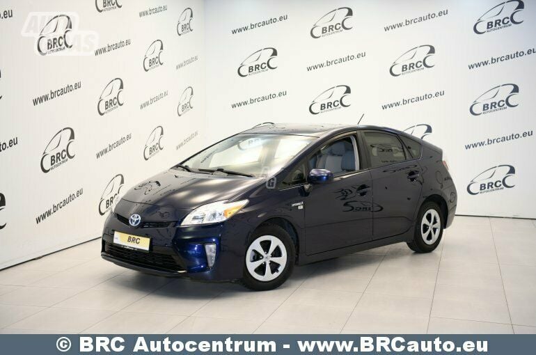 Toyota Prius 1.8 Hybrid Automatas 2013 г