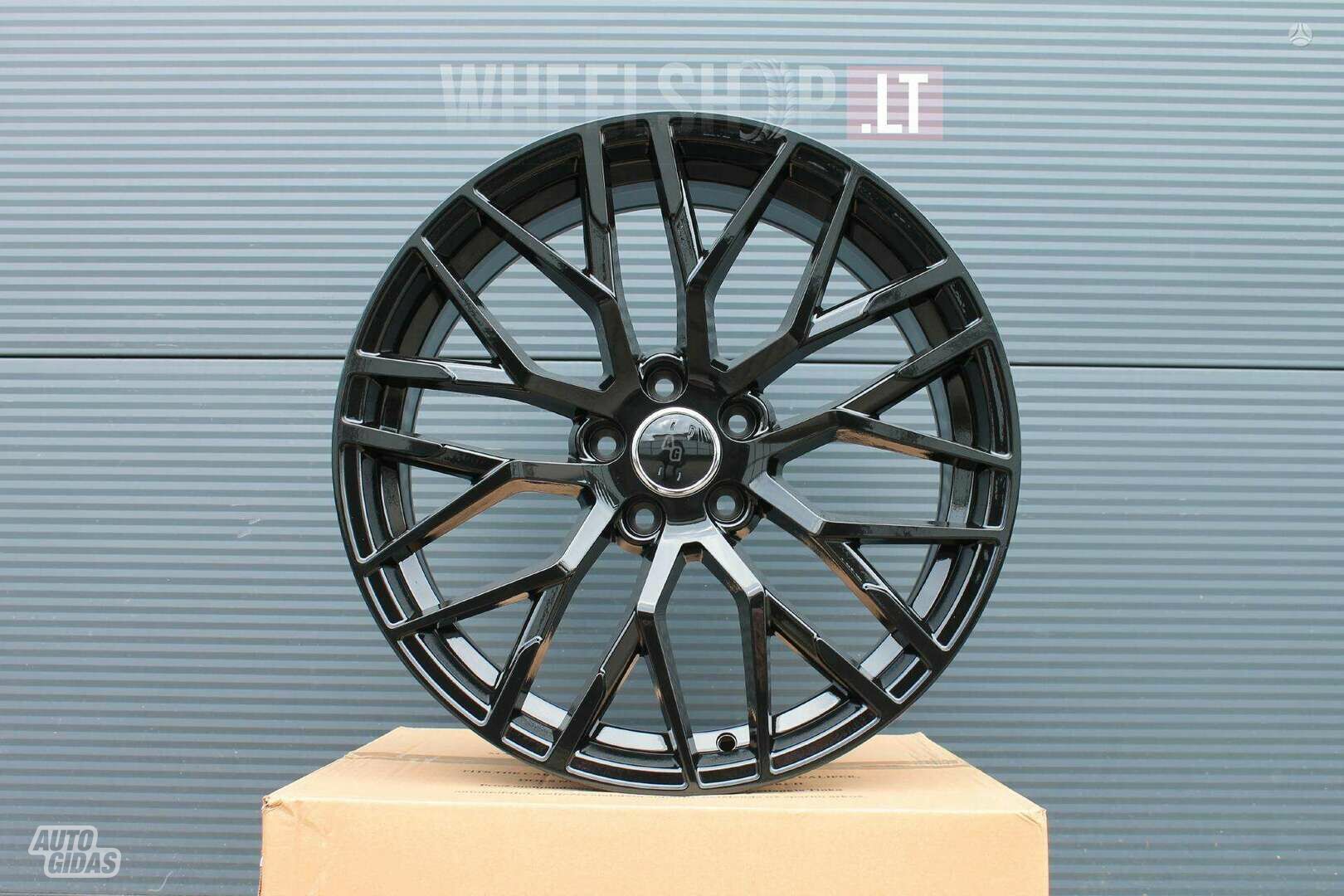 EU-B5710  style Gloss Black rims