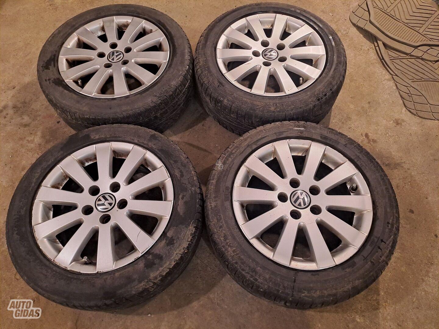 Light alloy R16 rims