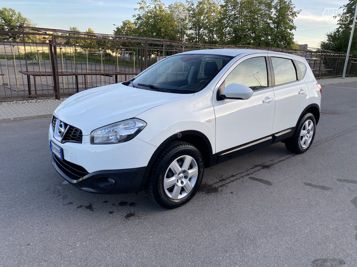 Nissan Qashqai 2011 m Visureigis / Krosoveris