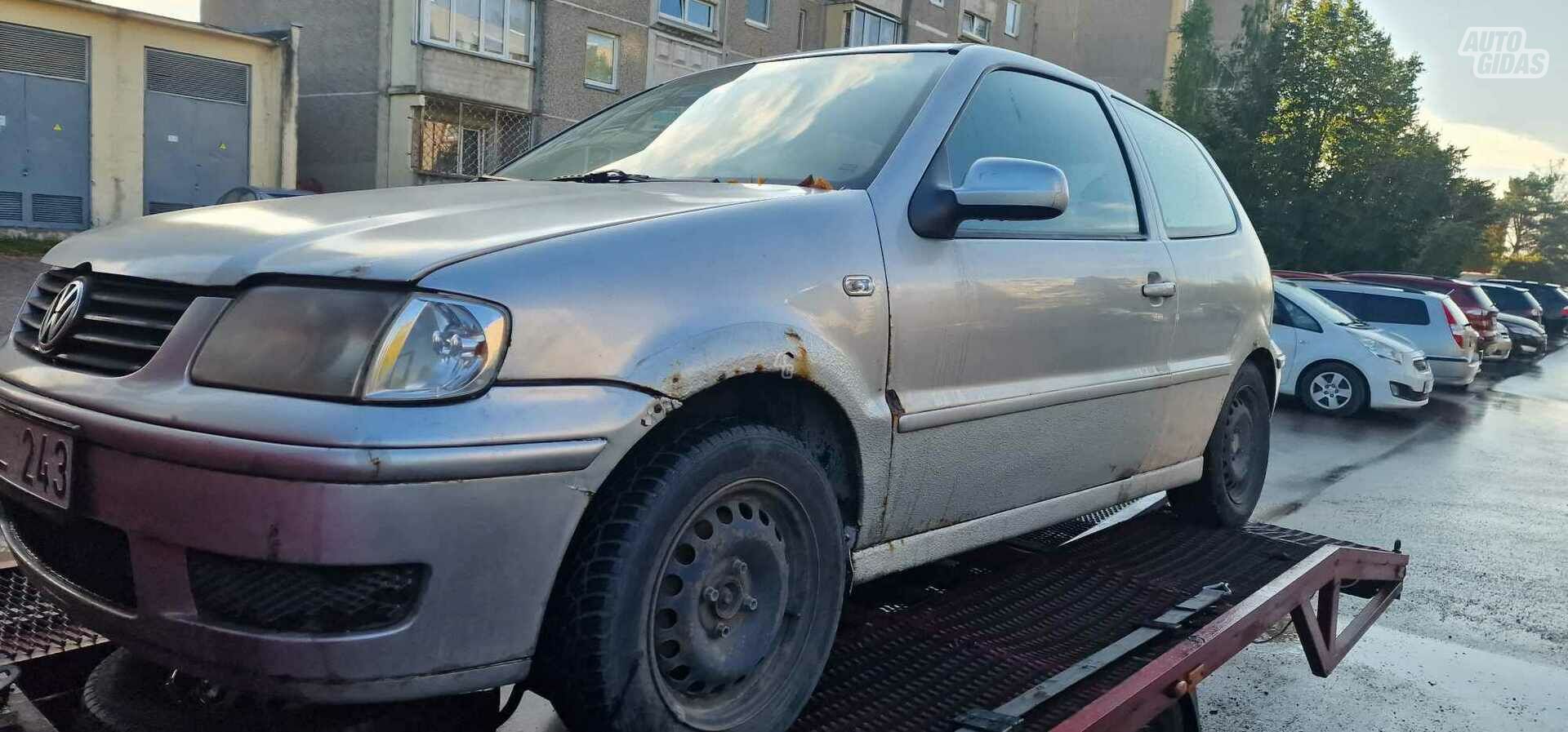 Volkswagen Polo 2001 г Хэтчбек