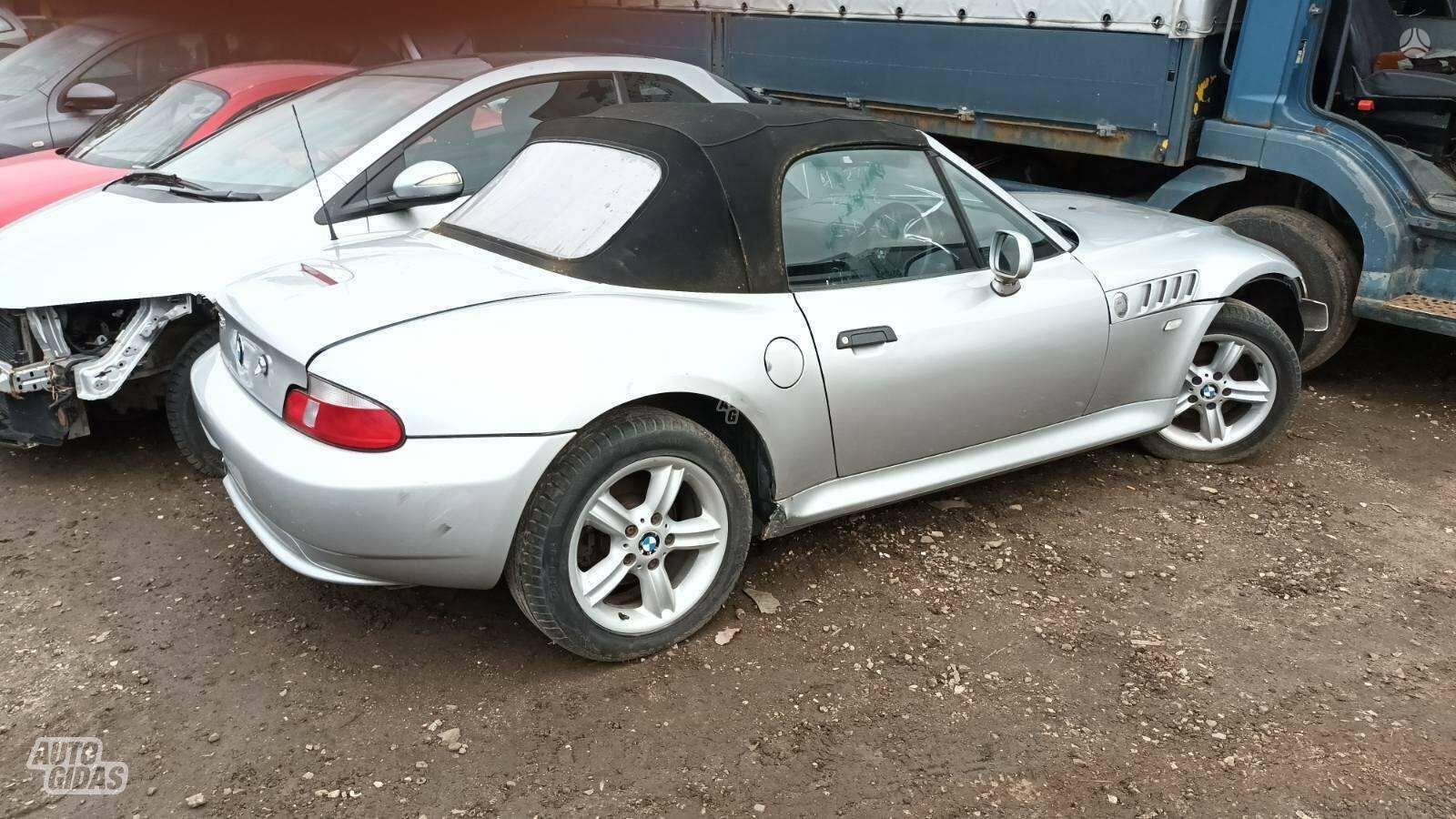 Bmw Z3 1999 г запчясти